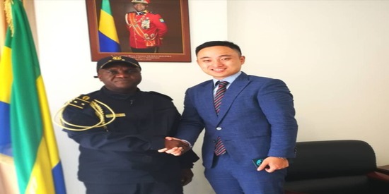 Le Ministre Bonjean Rodrigue MBANZA rencontre le DG de Huawei Gabon; Credit: 